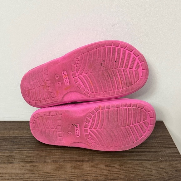 CROCS Bright Pink Slide Sandals - Picture 5 of 6